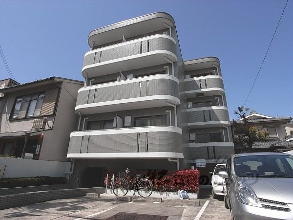 ベルヴィ武者小路の外観画像