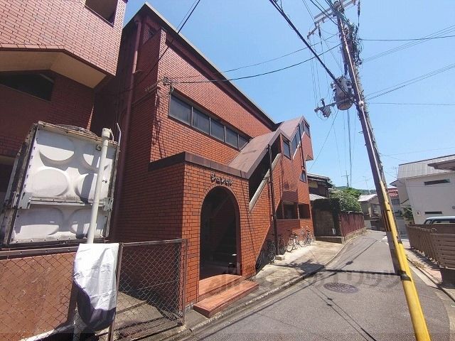 ジュンヒルの外観画像