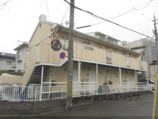 サンハイツ梅津の外観画像