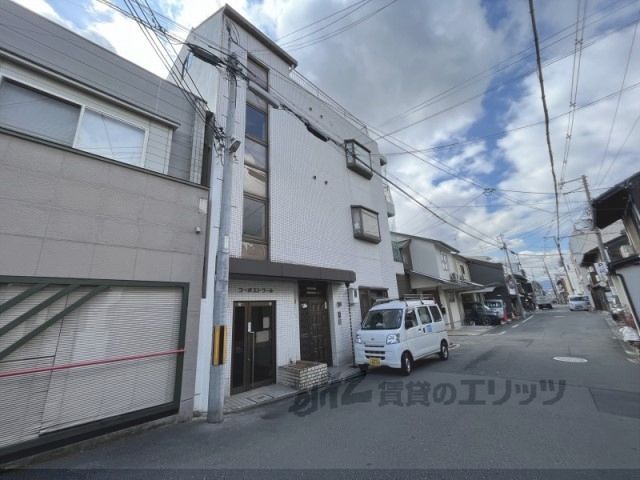 コーポエトワールの外観画像