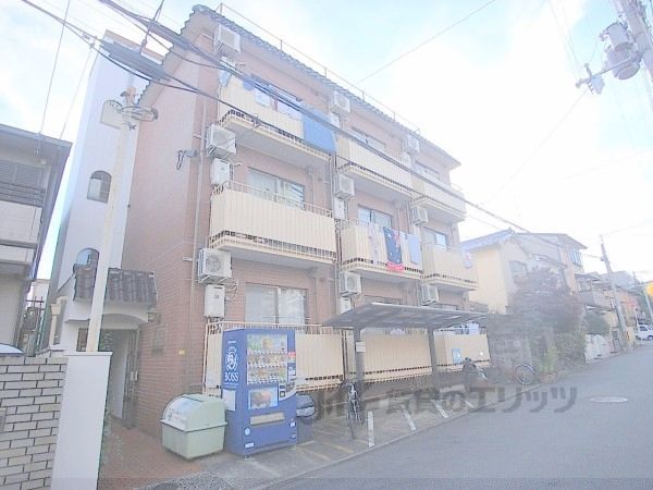 リブカントリーの外観画像
