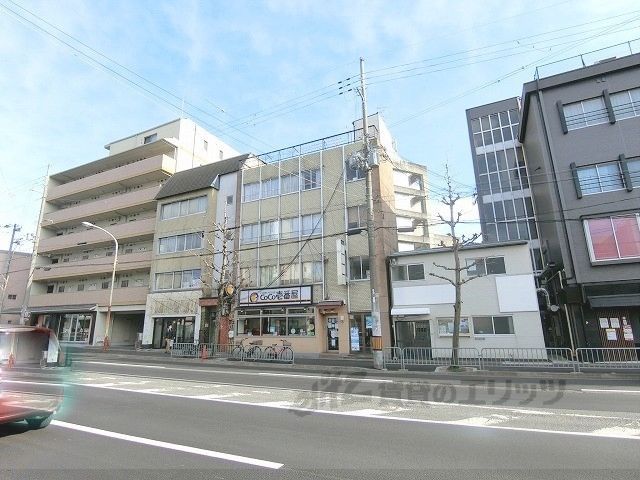山内ビルの外観画像