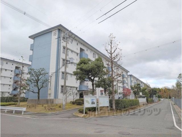 保津川団地18号棟の外観画像