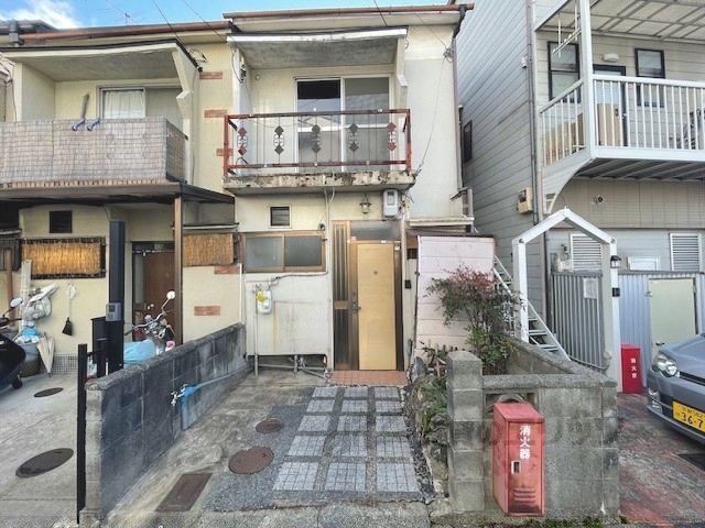 醍醐合場町18-13貸家の外観画像