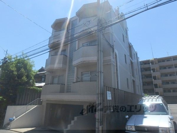 スクエアコートの外観画像