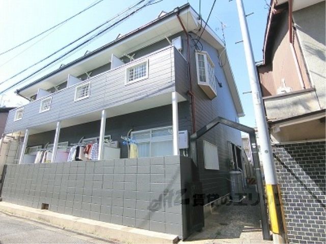 パヴィオン・ド・ラレーヌの外観画像