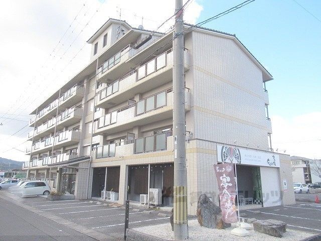 ふぁみーゆ貴生川の外観画像