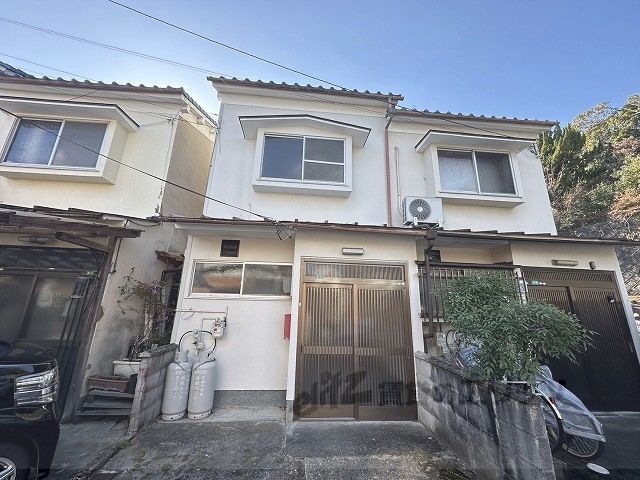 東つつじヶ丘曙台3丁目4-7貸家の外観画像
