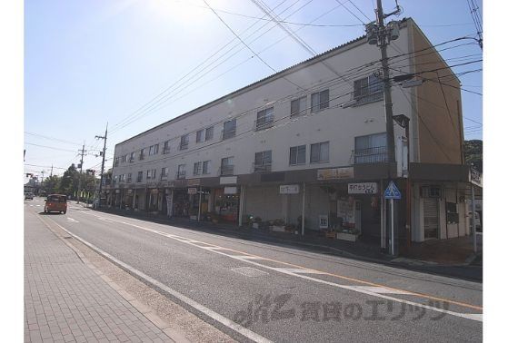レイワーアールズの外観画像