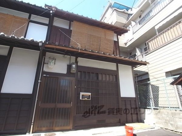 新丸太町49貸家(北)の外観画像