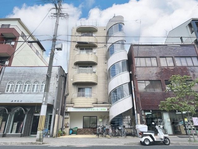 メゾンフジの外観画像
