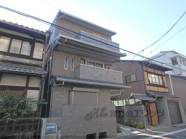 シャーメゾン舞鶴の外観画像