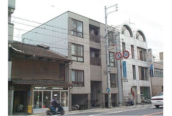 ADEAM OKAZAKIの外観画像