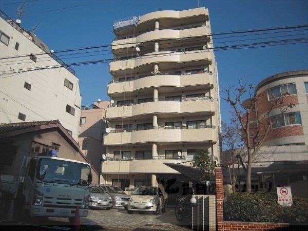 パラドール御所の外観画像