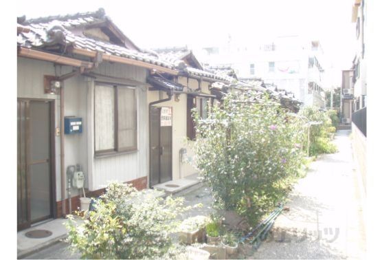 唐橋芦辺町20-1貸家の外観画像
