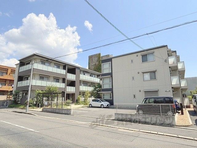 スプリング山城の外観画像