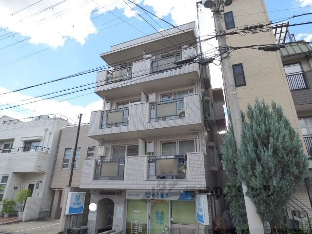 カーナハイツの外観画像