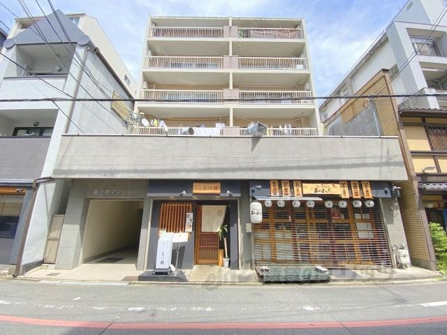 富小路マンションの外観画像