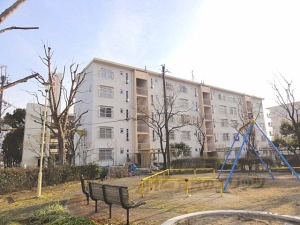 久御山団地4号棟の外観画像