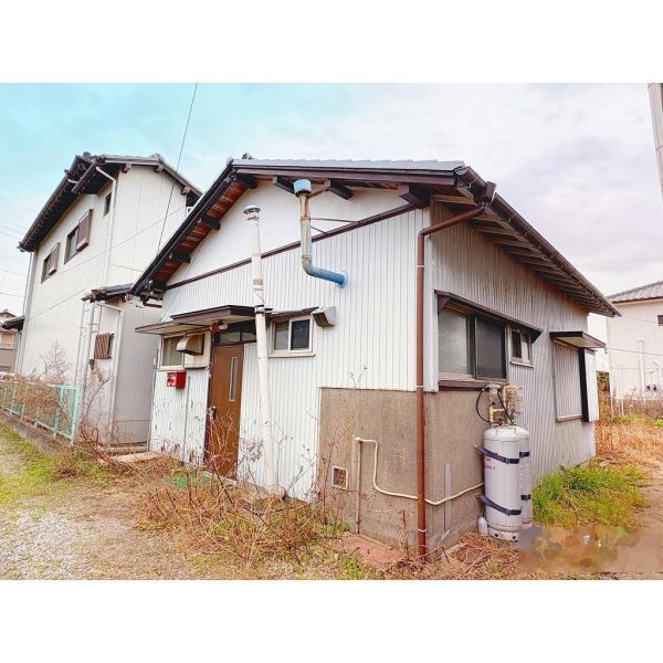 新田3篠原貸家の外観画像