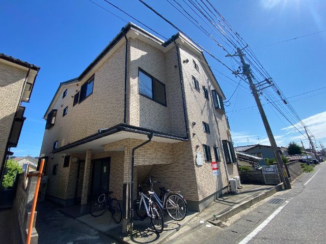 グランドールの外観画像