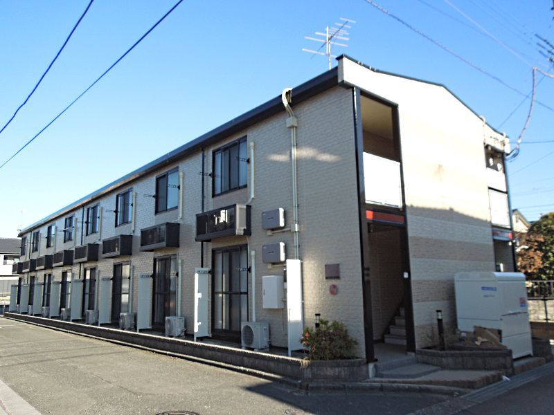 レオパレス横田レジデンスの外観画像