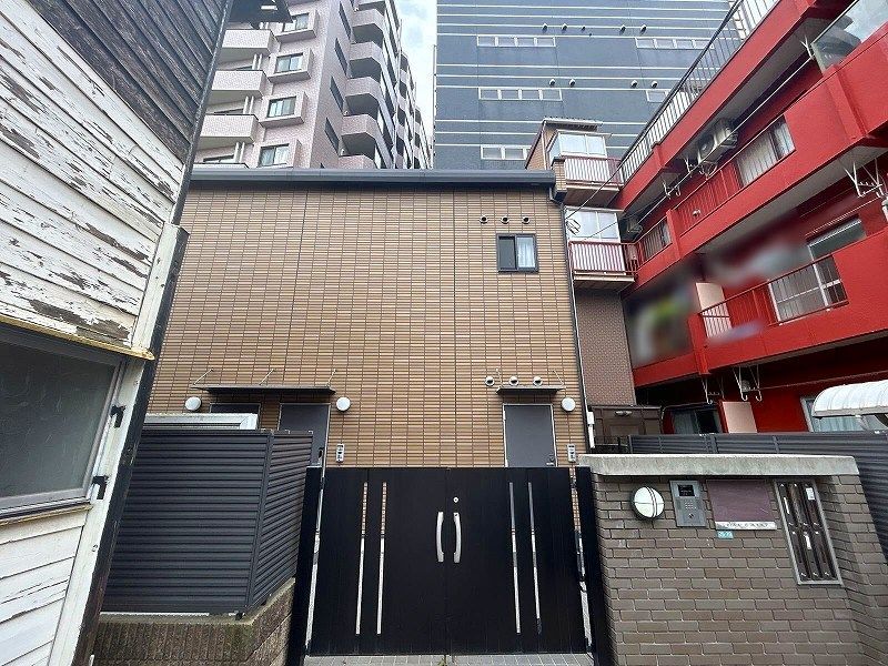 レオパレスB スクエアの外観画像