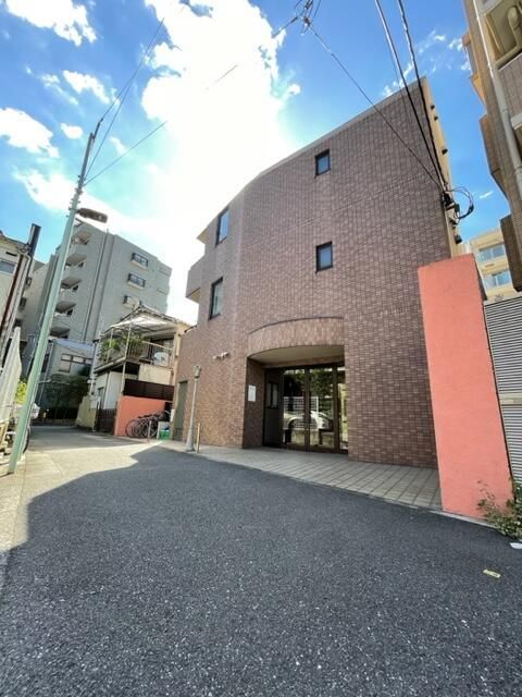 FLATS白金の外観画像