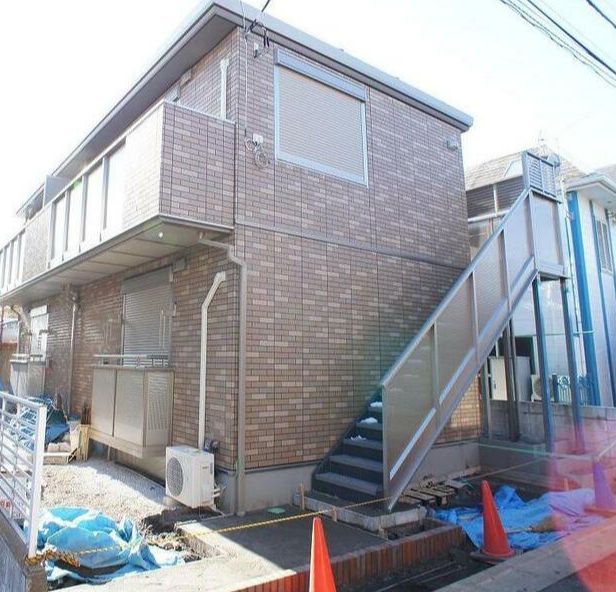 メル・ローズの外観画像