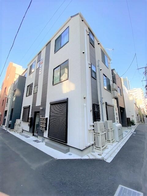 GlanzCube四谷三栄町の外観画像