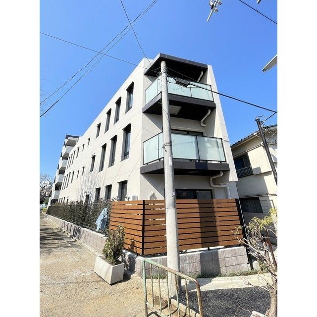 エステート代田橋の外観画像