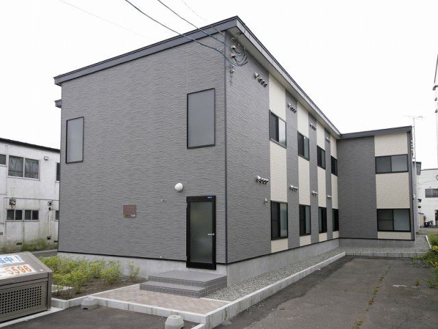 レオパレス若松町の外観画像