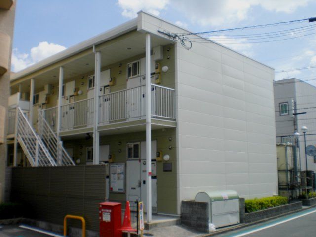 レオパレスブライトン新田辺の外観画像