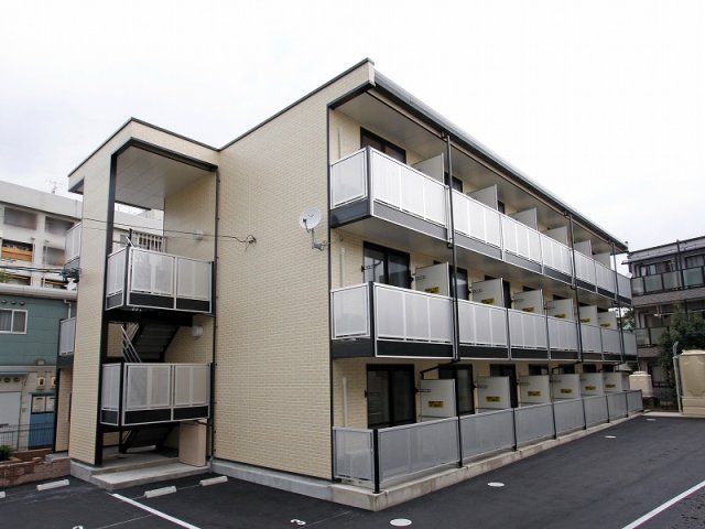 レオパレスT WESTの外観画像