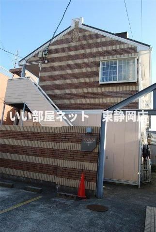 ルーブルハウスの外観画像