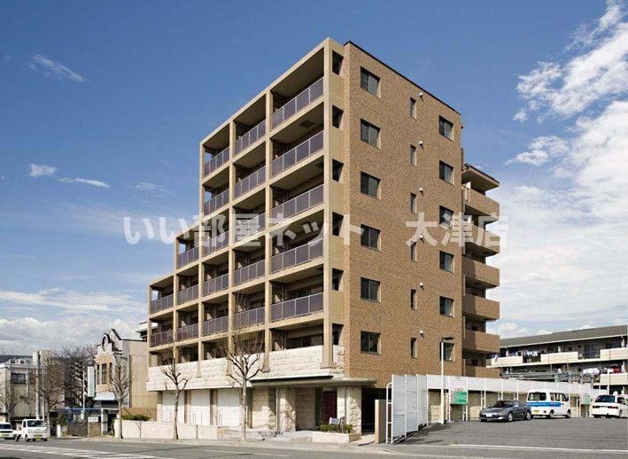 コンフォーレ栗栖野の外観画像