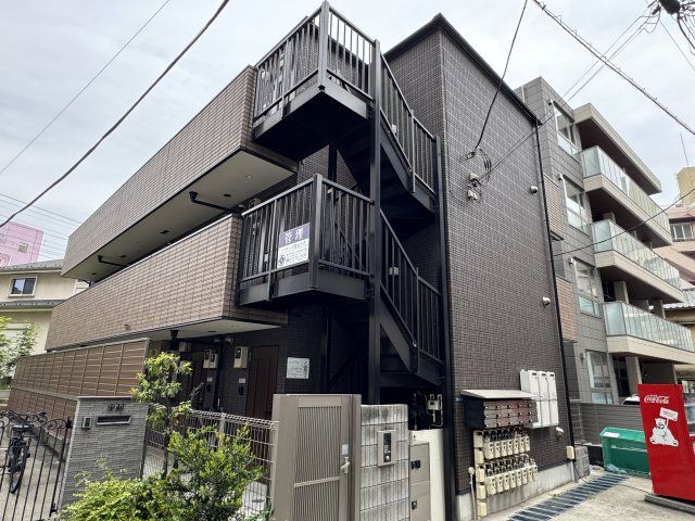ベイルーム鶴見中央の外観画像