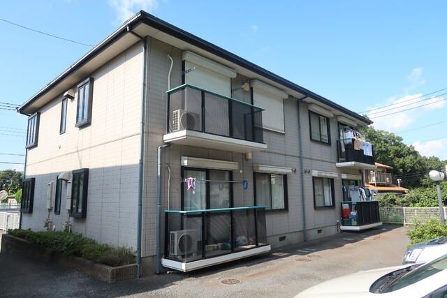 パインヴィレッヂB棟の外観画像