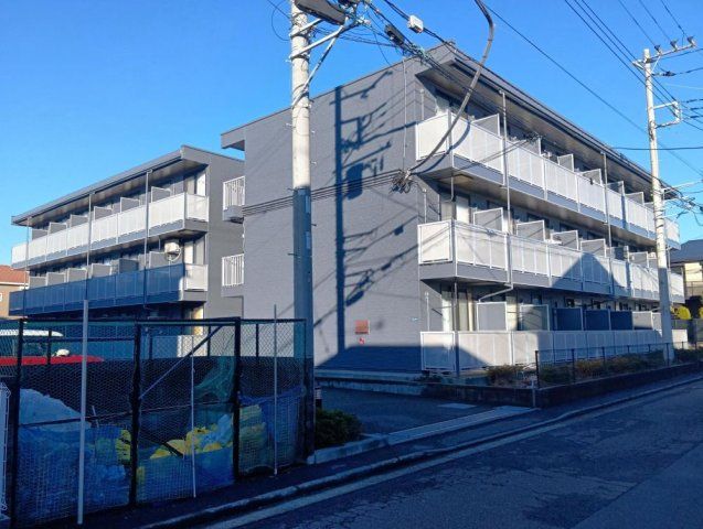 レオパレス菱沼の外観画像