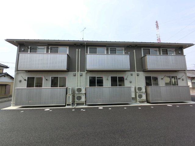 グランデュールの外観画像