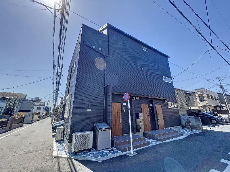 イーストコートの外観画像