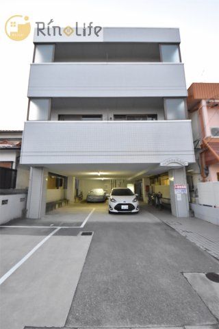 ロイヤルハイツ八田西の外観画像