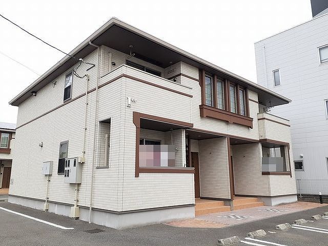 ラリュールの外観画像