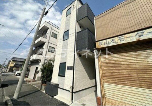 M-COURTIの外観画像
