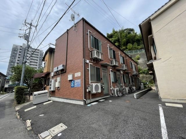 ユークレース己斐西の外観画像