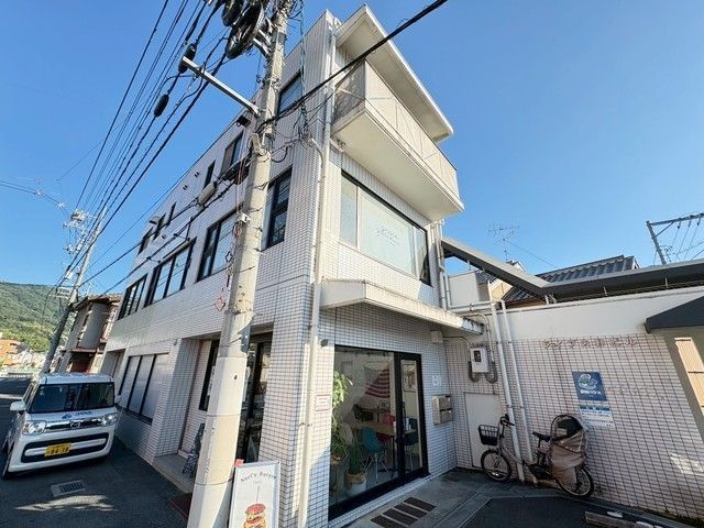 ライブ矢野の外観画像