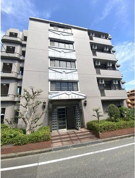 シュロス五月山Ⅱの外観画像