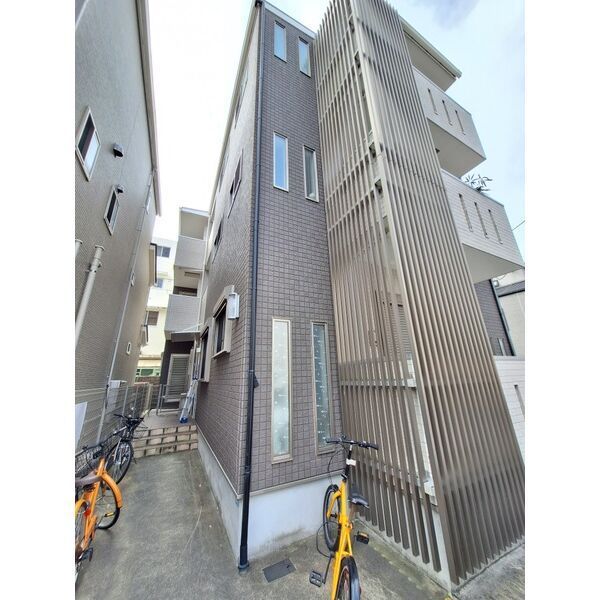 TRIBUTE春岡の外観画像