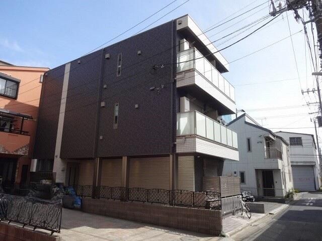 ドマーニエンザンⅢの外観画像