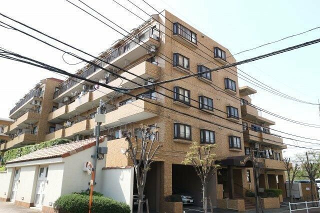 ライオンズマンション久米川第三の外観画像